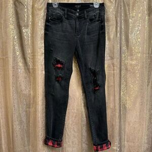 Judy Blue Black Destroyed Buffalo Plaid Patch Skinny Jeans 7/28